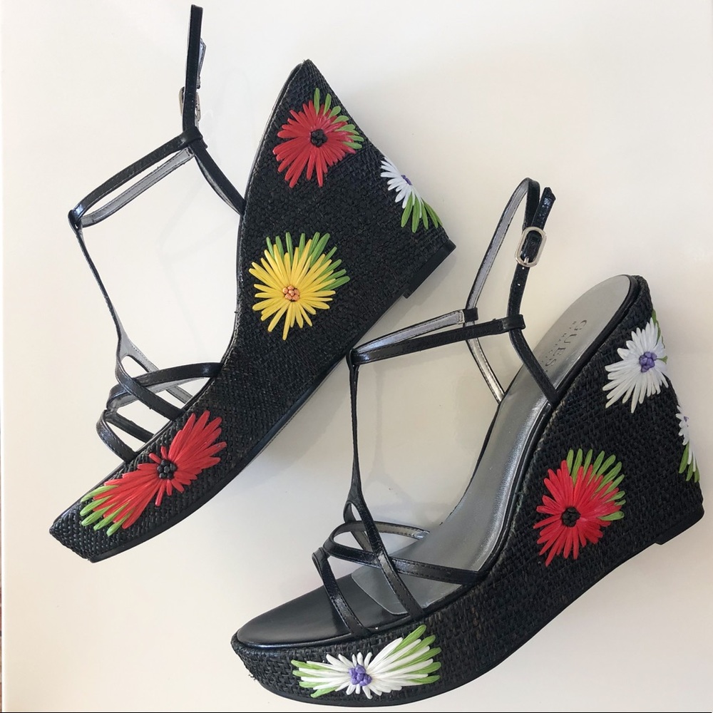 Guess by Marciano Floral Straw Knit Wedge - Picture 1 of 3